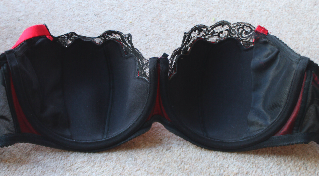 Bosom Galore Classique seams