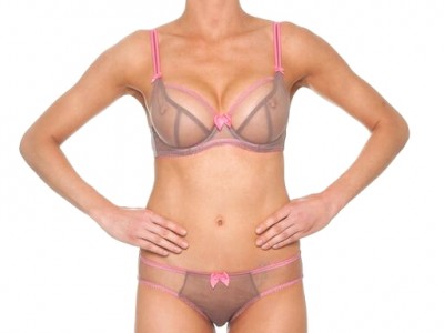 Claudette Dessous Chinchilla with Lipgloss