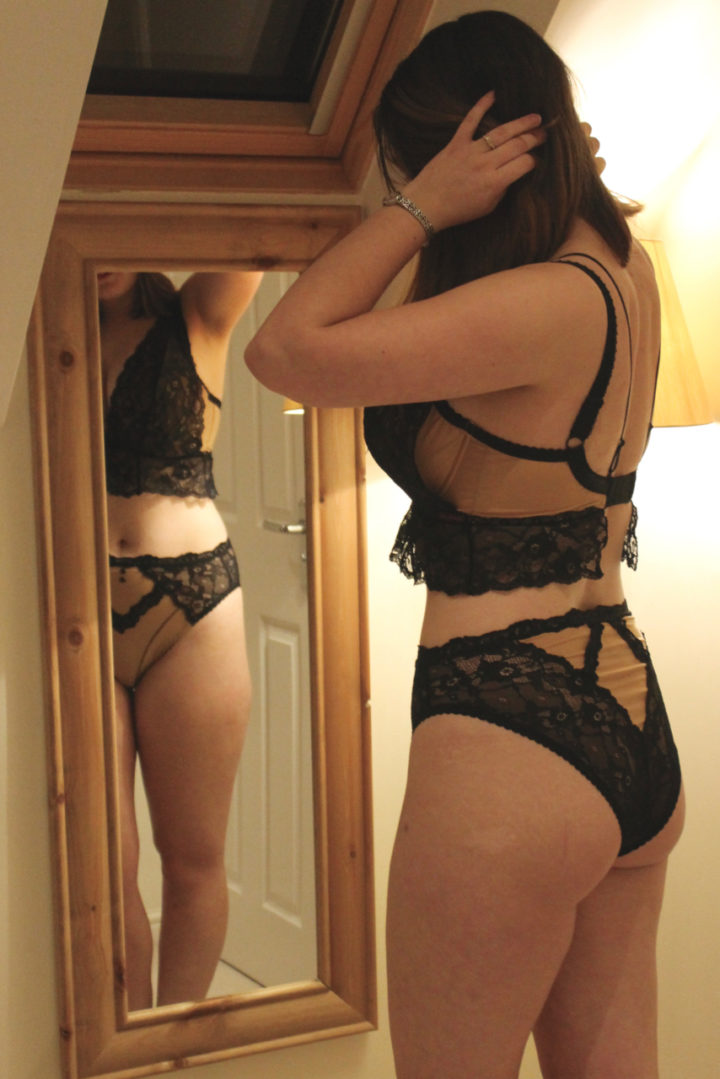 Ewa Michalak PL Croptop Maskarada review: 65G