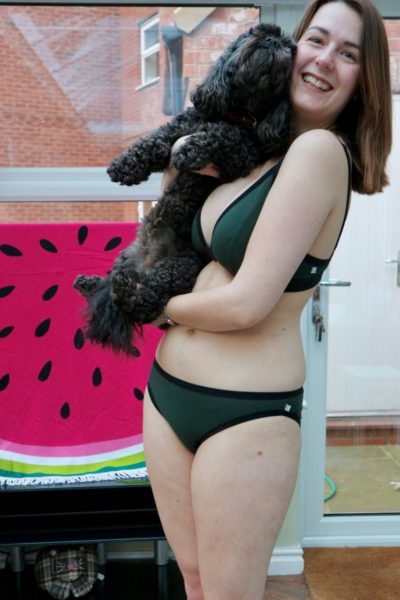 Big & Little Cup Review: Neon Moon Emerald Triangle Non Bra in size Gorgeous