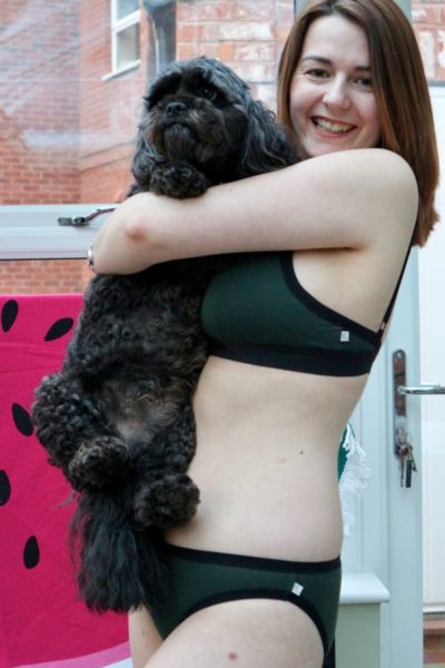 Big & Little Cup Review: Neon Moon Emerald Triangle Non Bra in size Gorgeous