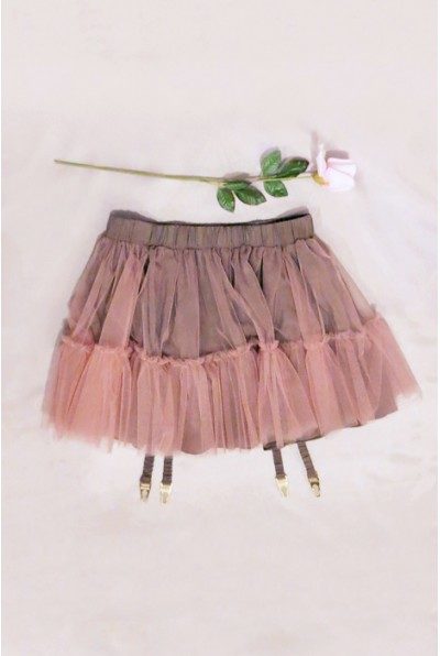 She & Reverie Gartered Pettiskirt