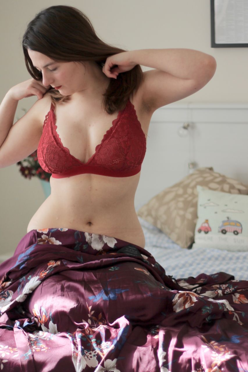 ASOS Rita DD+ bralette review and Primark maxi kimono robe